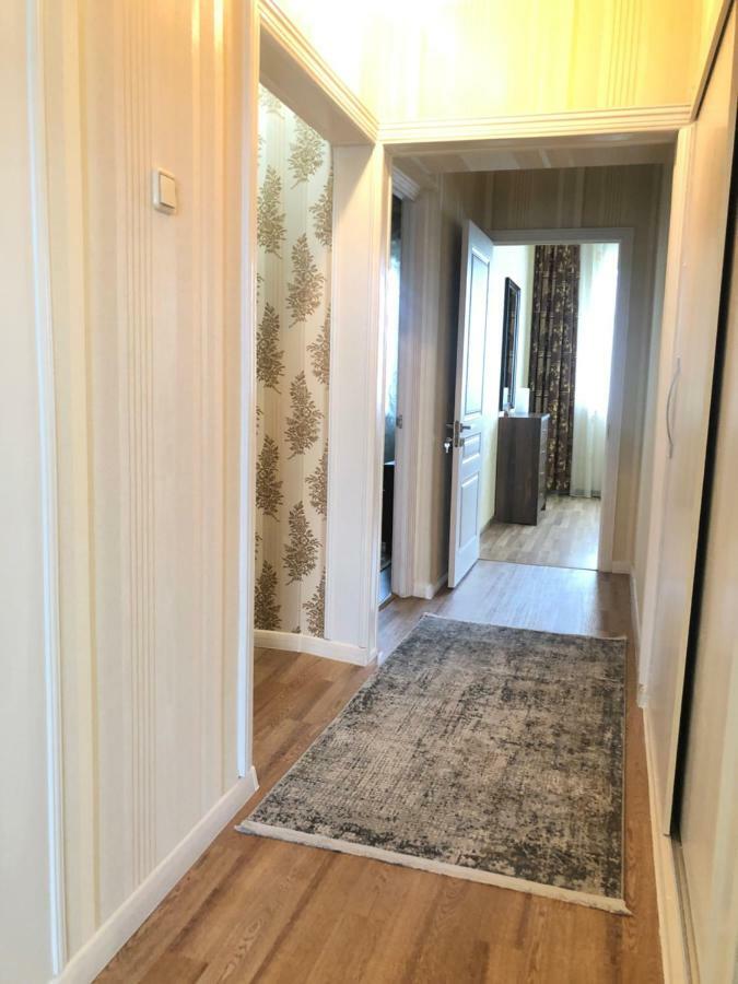 Cozy Three-Room Apartment With Mountain View Almatı Dış mekan fotoğraf